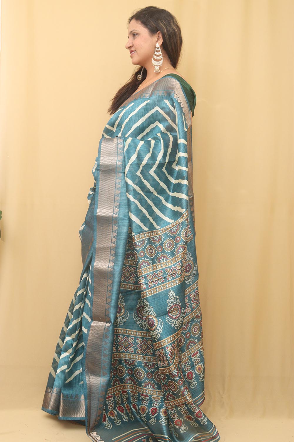 Blue Leheriya Tussar Silk Saree: Elegant and Timeless - Luxurion World