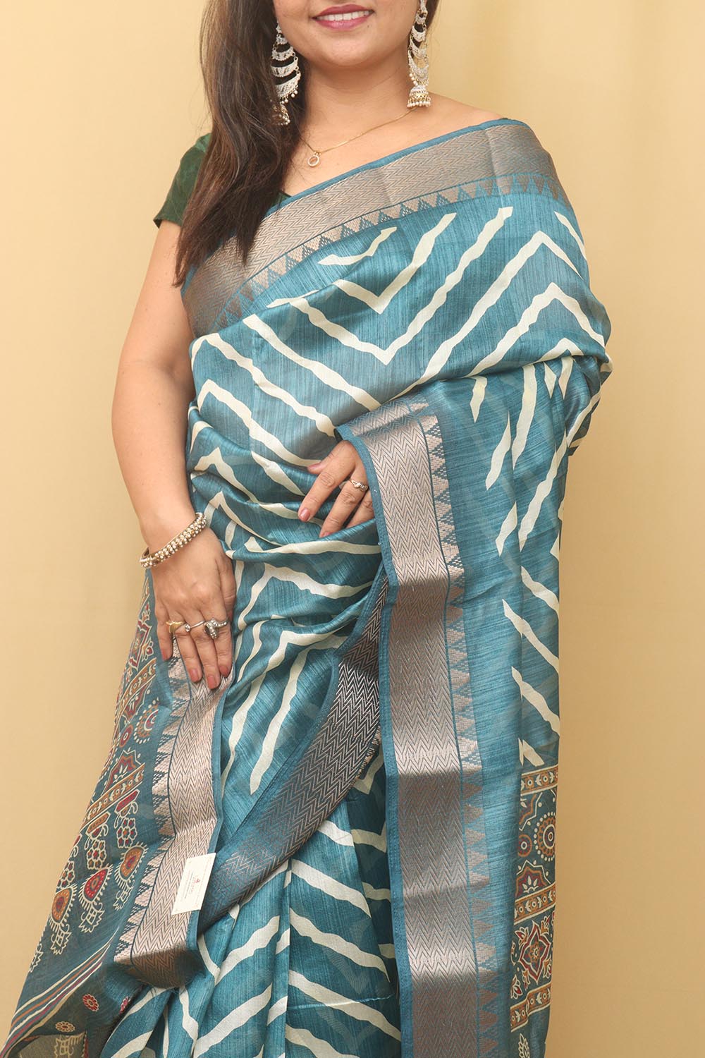 Blue Leheriya Tussar Silk Saree: Elegant and Timeless - Luxurion World