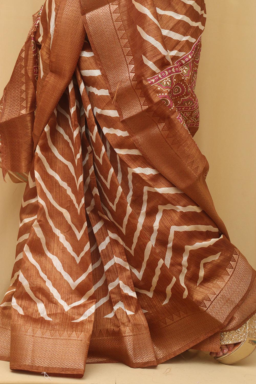 Brown Leheriya Print Tussar Silk Saree - Luxurion World