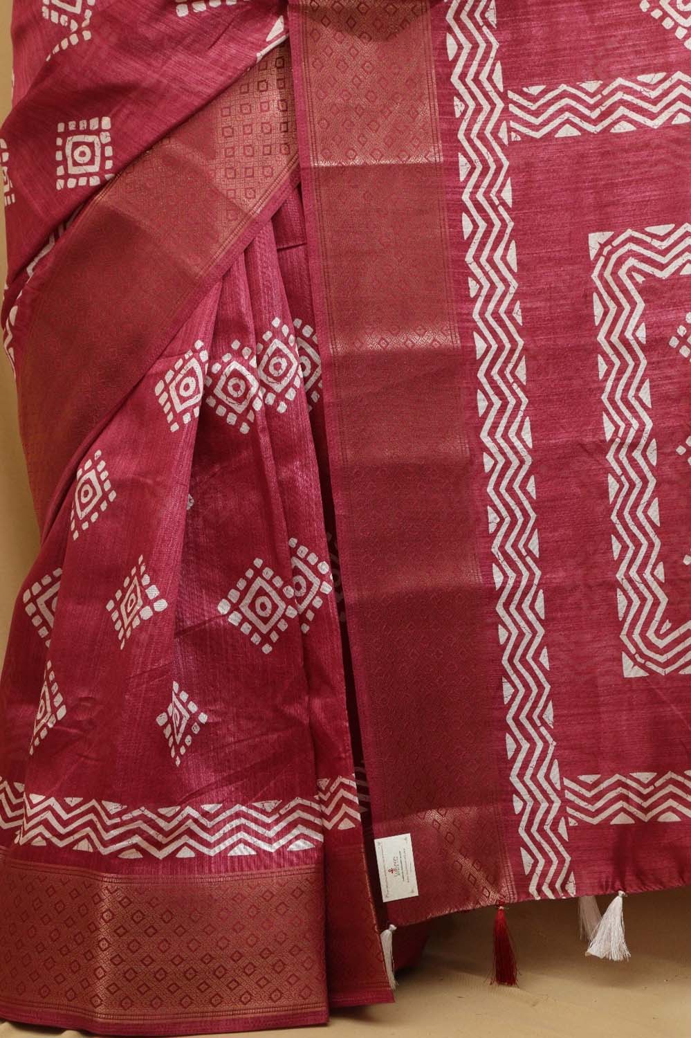 Red Block Printed Tussar Saree with Silk Blend - Luxurion World