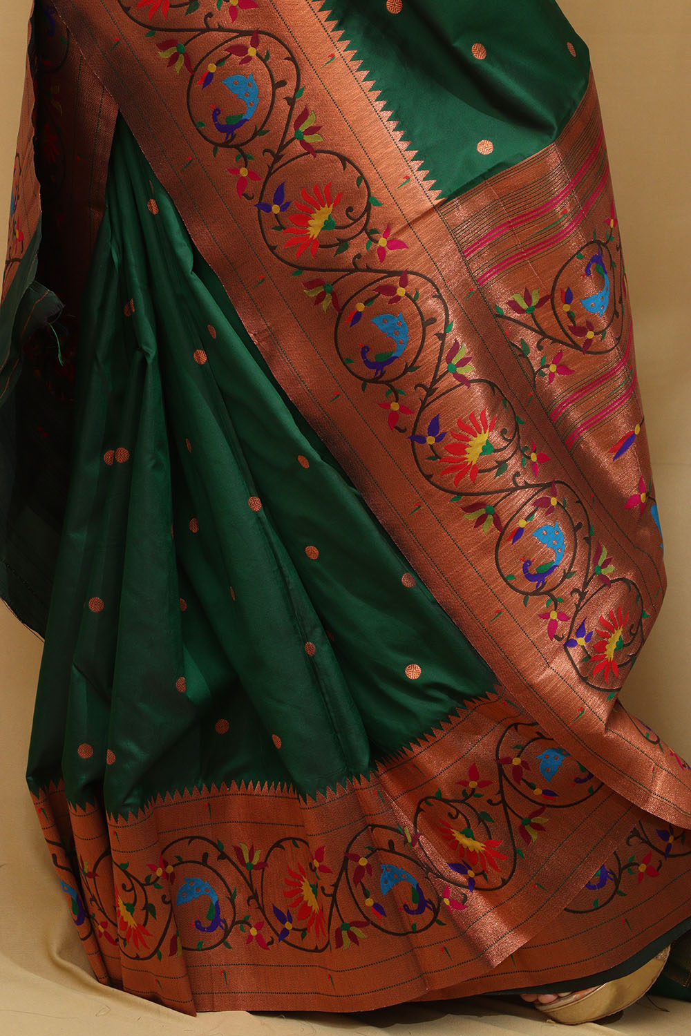 Exquisite Green Paithani Silk Saree with Peacock & Flower - Luxurion World