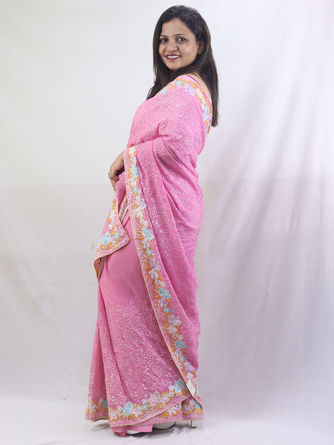 Stunning Pink Georgette Saree with Intricate Thread Work Embroidery