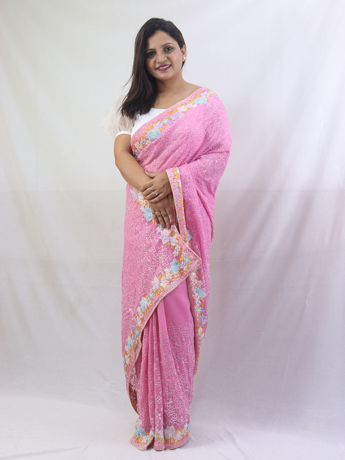 Stunning Pink Georgette Saree with Intricate Thread Work Embroidery - Luxurion World