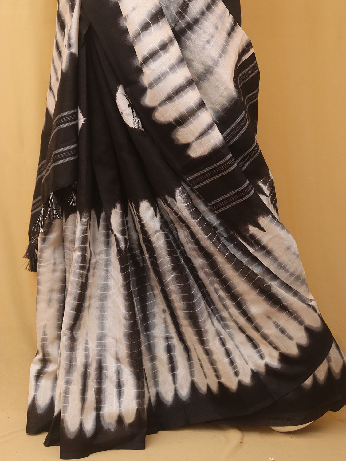 Black And White Shibori Print Semi Tussar Silk Saree - Luxurion World
