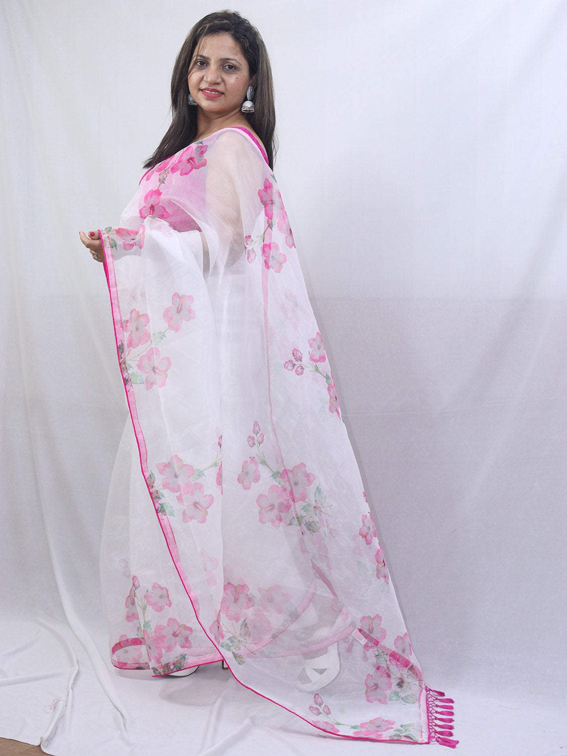 Off-White and Pink Organza Saree: Trendy Digital Print Design - Luxurion World
