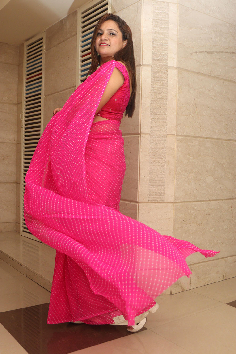 Pink Leheriya Georgette Saree: Elegant and Vibrant - Luxurion World