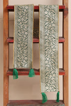 Luxurion World Customised Royal Swagat Stole/Dupatta – Elegant and Luxurious Green Banarasi Silk Stole With a Beautifully Matching Tassel for Welcoming Guests at Weddings, Anniversaries or Grand Celebratory Occasions - Luxurion World