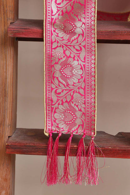 Luxurion World Customised Royal Swagat Stole ,Khesh, Patka, Gamcha, Dupatta – Elegant and Luxurious Pink Banarasi Silk Stole With a Beautifully Matching Tassel & Brooch for Welcoming Guests at Weddings, Anniversaries or Grand Celebratory Occasions - Luxurion World