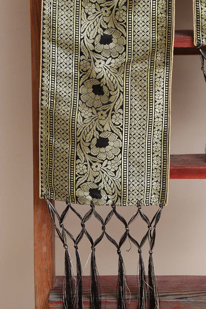 Luxurion World Customised Royal Swagat Stole/Dupatta – Elegant and Luxurious Black Banarasi Silk Stole With a Beautifully Matching Tassel & Brooch for Welcoming Guests at Weddings, Anniversaries or Grand Celebratory Occasions - Luxurion World