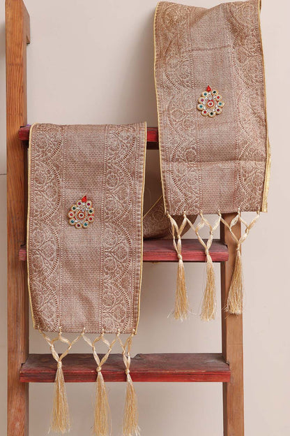 Luxurion World Customised Swagat Stole/Dupatta – Pastel Banarasi Antique Zari Cotton Stole With a Beautifully Matching Tassel & Brooch for Welcoming Guests at Weddings, Anniversaries or Grand Celebratory Occasions - Luxurion World