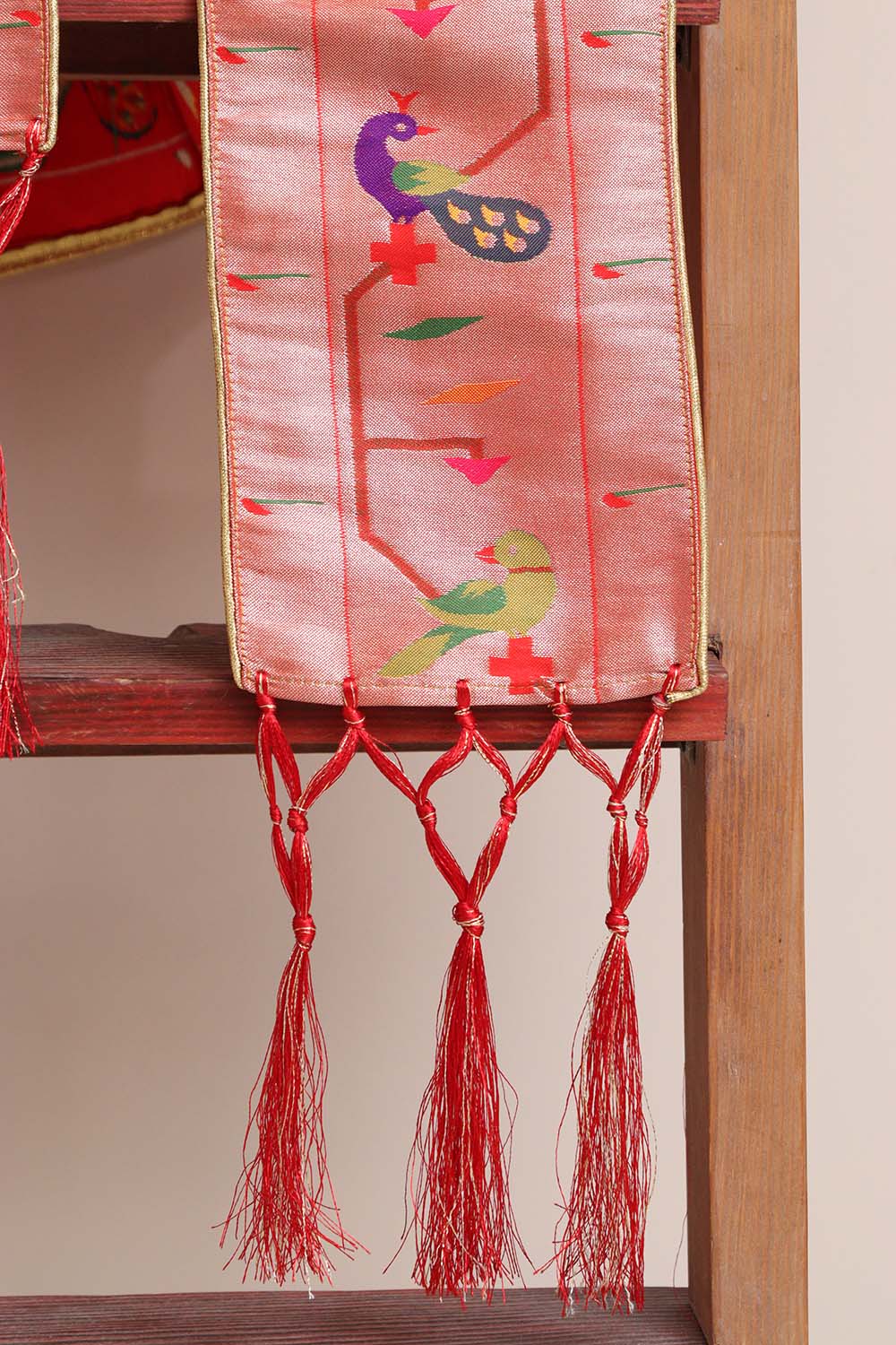 Luxurion World Customised Royal Swagat Stole/Dupatta – Elegant and Luxurious Red Paithani Silk with Peacock & Parrot Stole With a Beautifully Matching Tassel & Brooch for Welcoming Guests at Weddings, Anniversaries or Grand Celebratory Occasions - Luxurion World