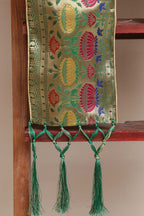 Luxurion World Customised Royal Swagat Stole/Dupatta – Elegant and Luxurious Green Paithani Silk Flower Design Stole With a Beautifully Matching Tassel & Brooch for Welcoming Guests at Weddings, Anniversaries or Grand Celebratory Occasions - Luxurion World
