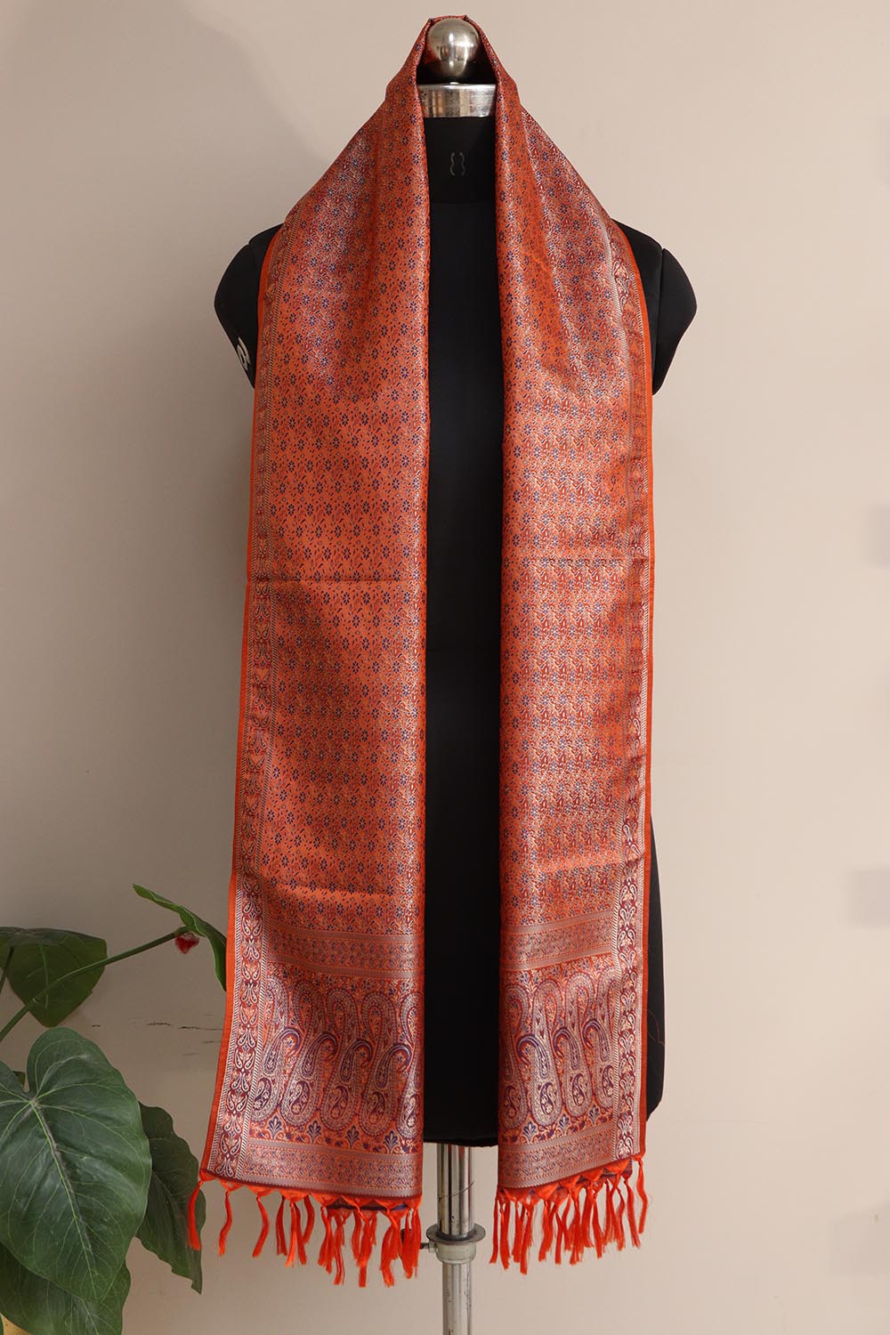 Elegant Orange Banarasi Silk Tanchui jamawar Stole - Luxurion World