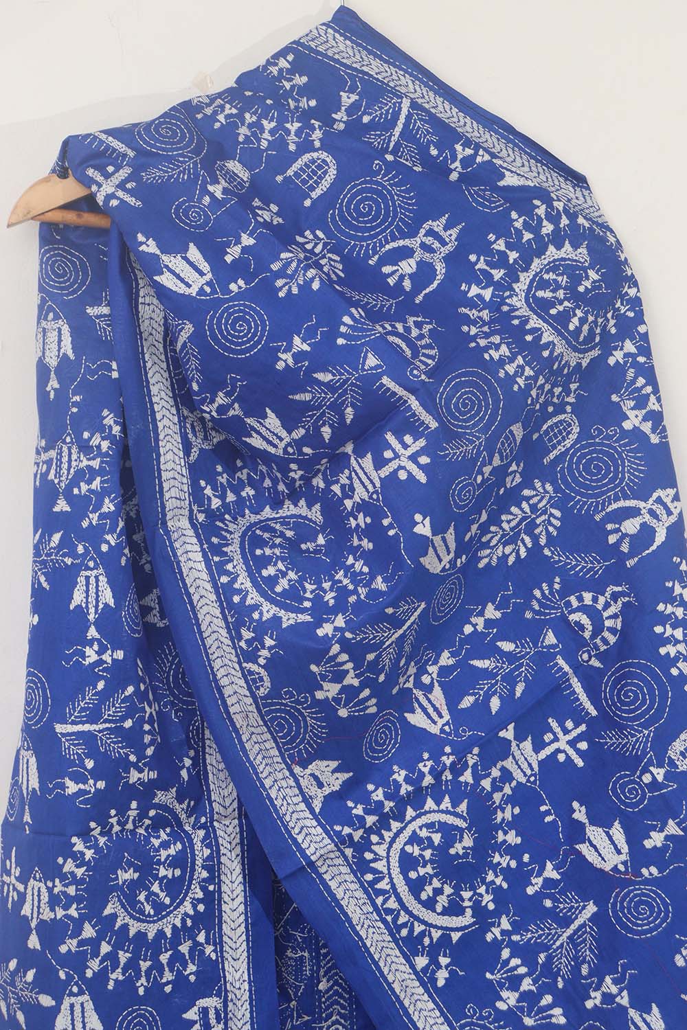 Blue Kantha Silk Stole with Hand Embroidery - Luxurion World