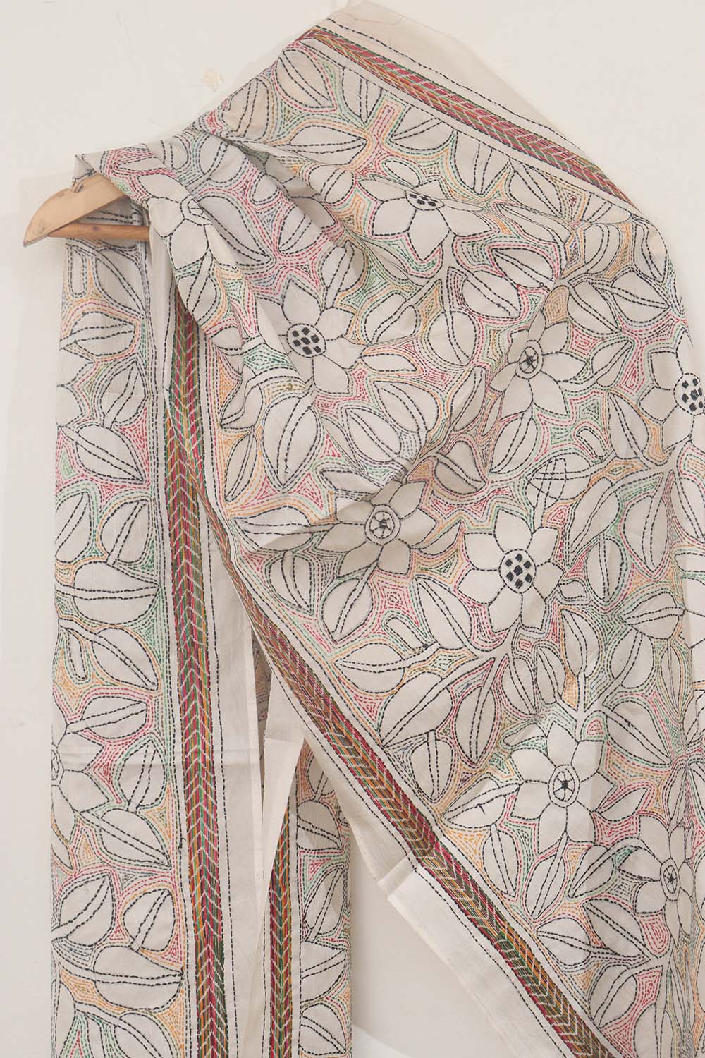 Elegant Off White Kantha Silk Stole with Hand Embroidery - Luxurion World