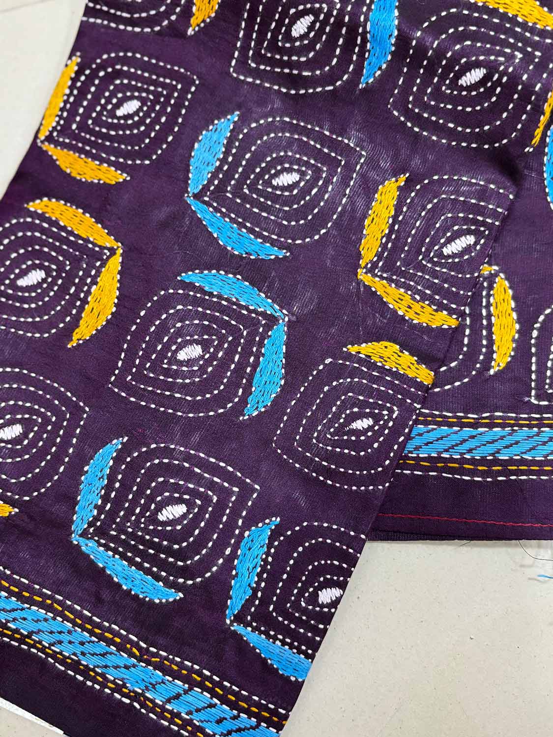 Exquisite Purple Hand Embroidered Kantha Bangalore Silk Stole - Luxurion World