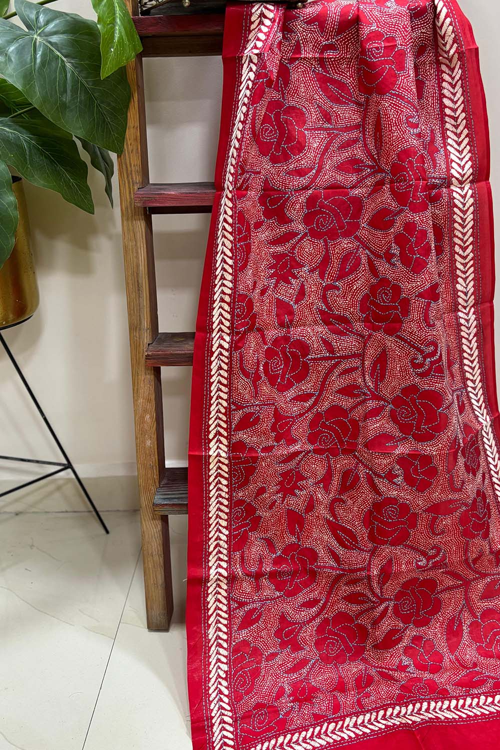 Red Hand Embroidered Kantha Bangalore Silk Stole - Luxurion World- Crafted Heirlooms