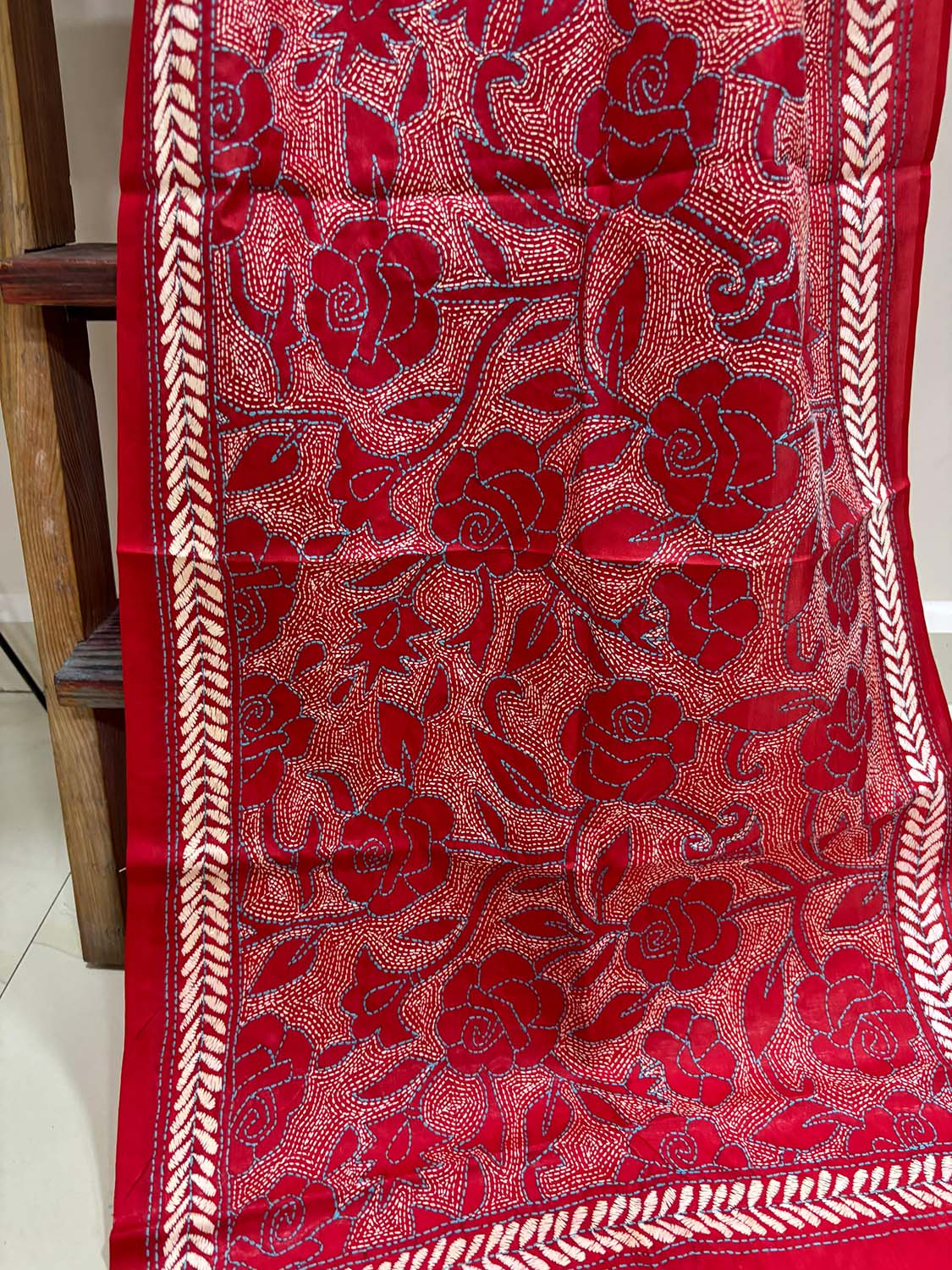 Red Hand Embroidered Kantha Bangalore Silk Stole - Luxurion World- Crafted Heirlooms