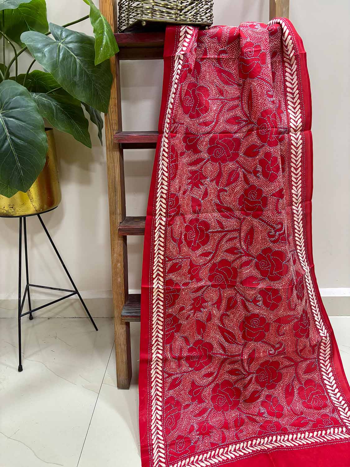 Red Hand Embroidered Kantha Bangalore Silk Stole - Luxurion World- Crafted Heirlooms