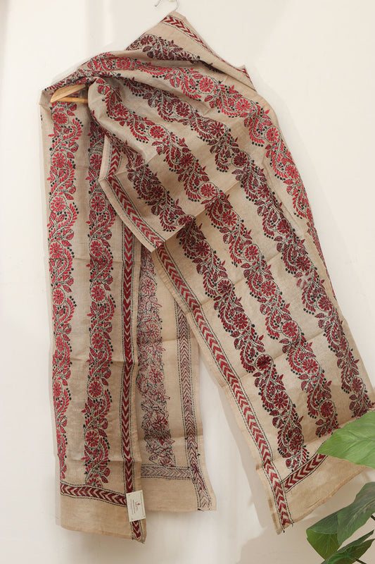 Pastel Kantha Gachi Tussar Silk Stole: Hand Embroidered - Luxurion World