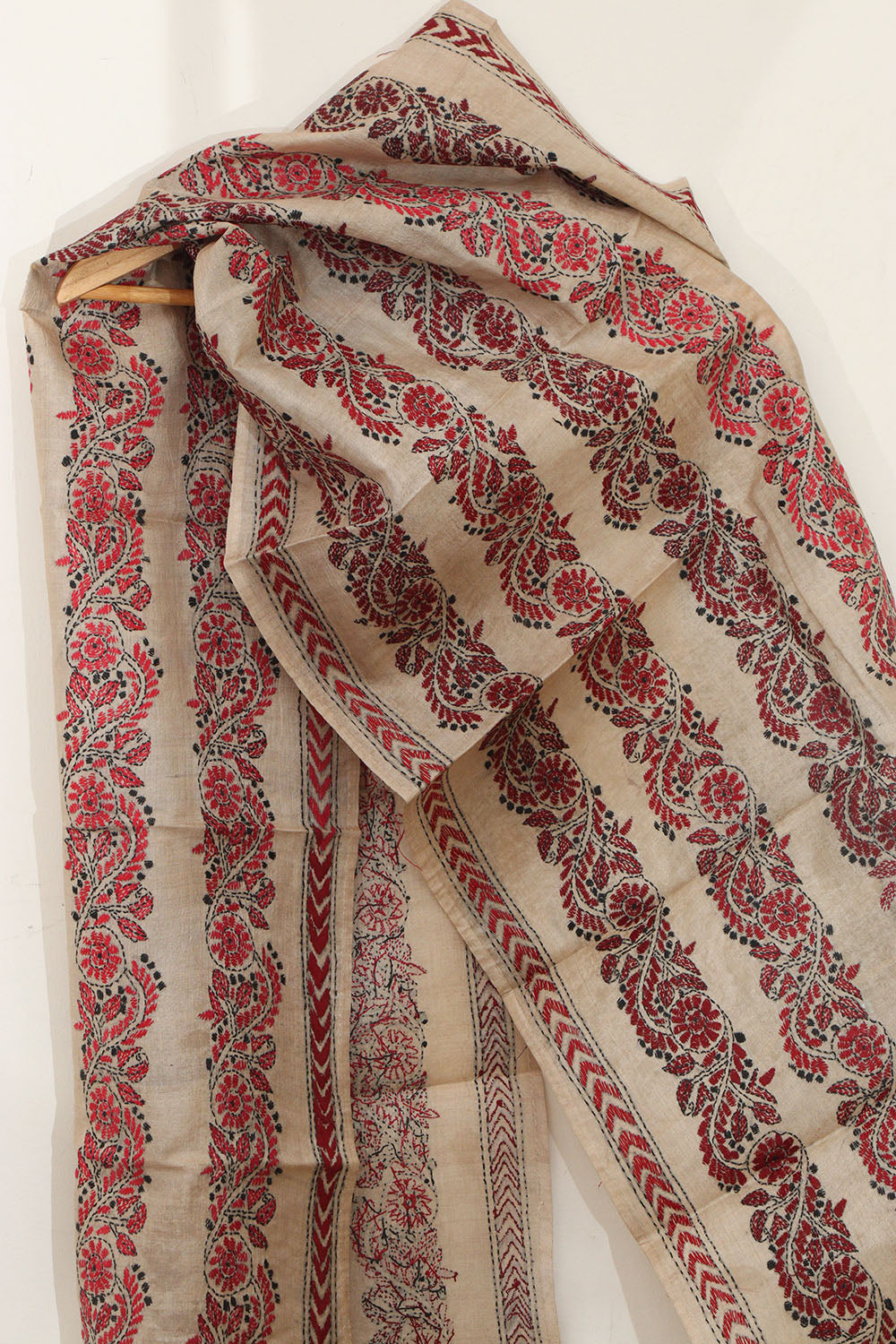 Pastel Kantha Gachi Tussar Silk Stole: Hand Embroidered - Luxurion World