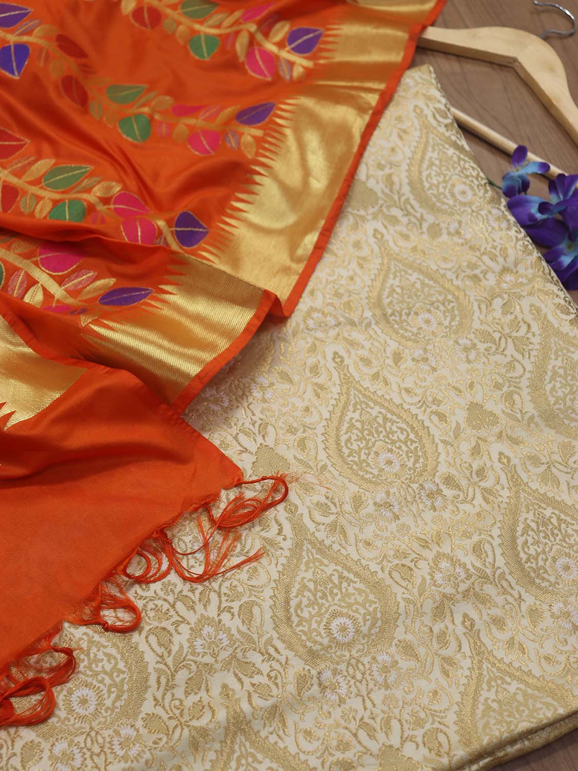 Off White Banarasi KimKhwab Silk Fabric with Orange Meenakari Dupatta - A Stunning Combination! - Luxurion World