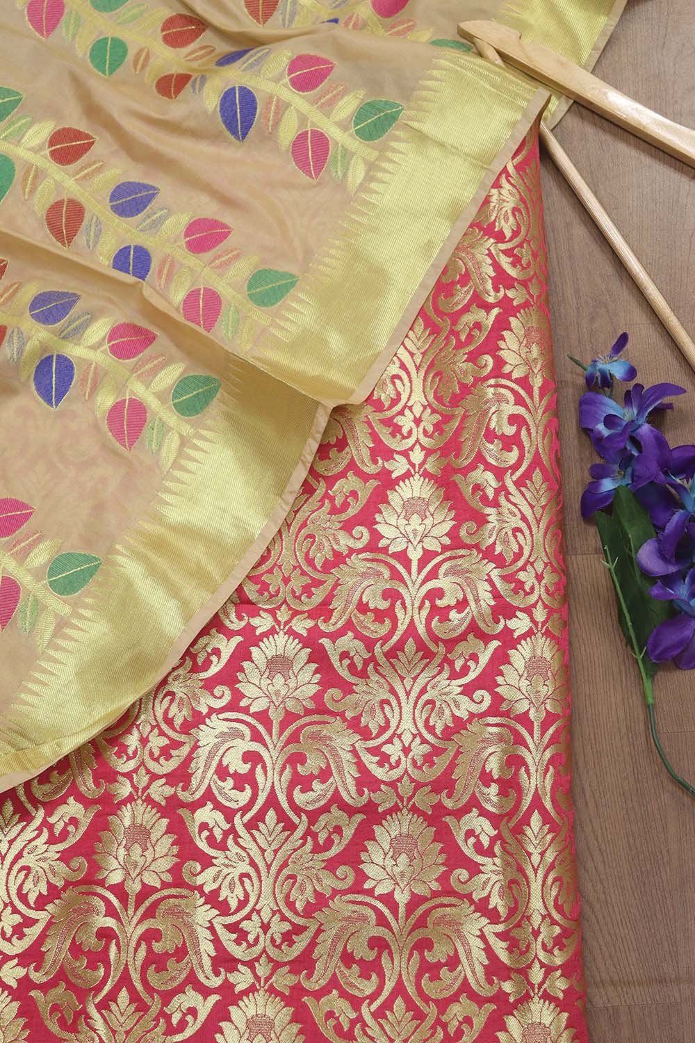 Stunning Pink Banarasi KimKhwab Silk Fabric with Cream Meenakari Dupatta - Perfect Ethnic Wear - Luxurion World