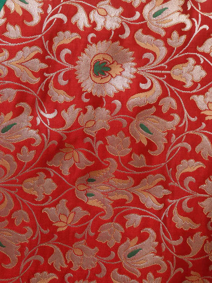 Red Banarasi KimKhwab Silk Suit With Green Banarasi Silk Dupatta - Luxurion World
