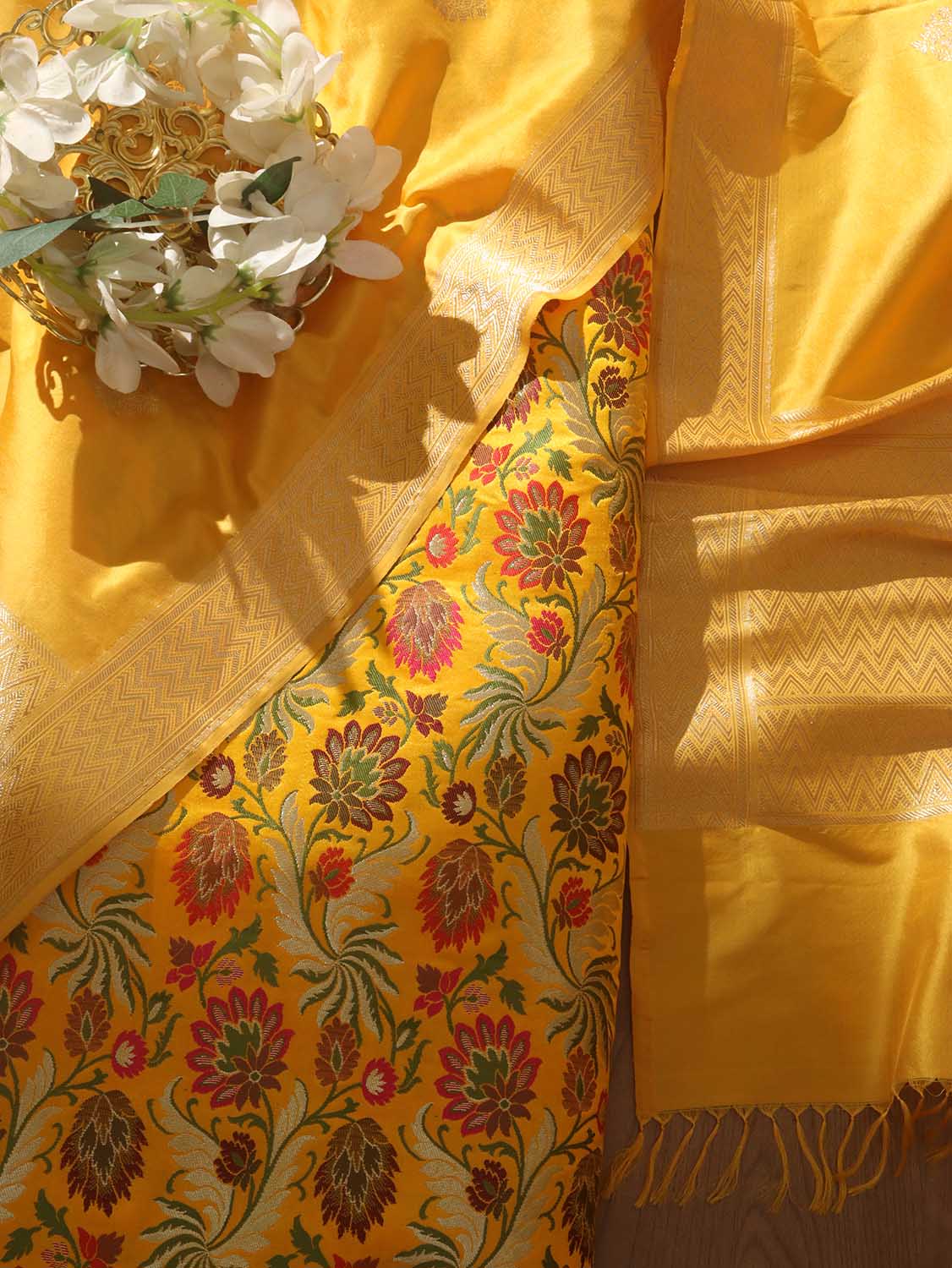Yellow Banarasi Kimkhwab Silk Meenakari Suit With Yellow Handloom Banarasi Katan Silk Dupatta - Luxurion World