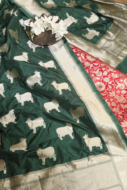 Red Banarasi KimKhwab Silk Suit With Green Banarasi Silk Cow Design Dupatta - Luxurion World