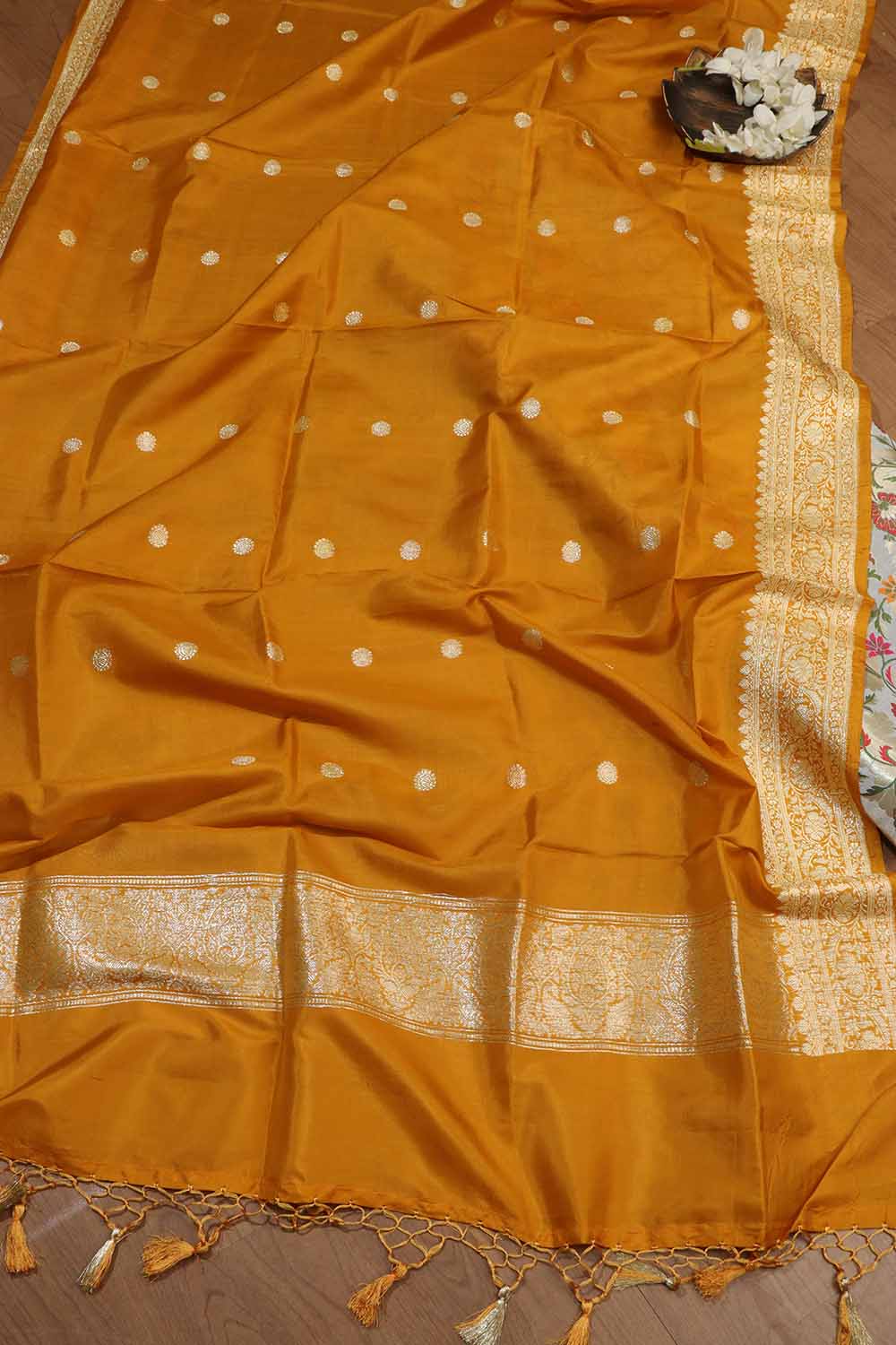 Elegant Grey Banarasi KimKhwab Silk Meenakari Suit With Banarasi Pure Katan Silk Dupatta - Luxurion World