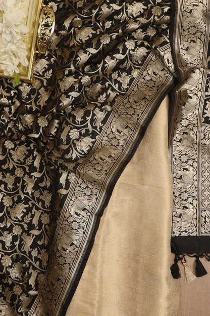 Dyeable Banarasi Georgette Suit With Black Banarasi Silk Shikargah Design Dupatta - Luxurion World