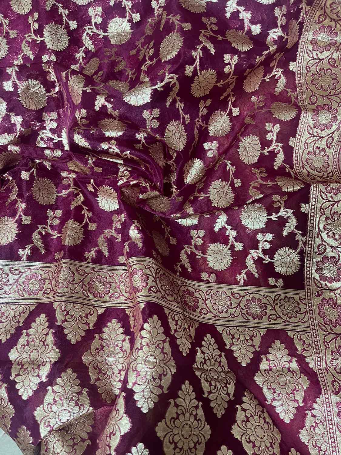 Green Banarasi Tanchui Silk Suit With Purple Banarasi Organza Dupatta - Luxurion World