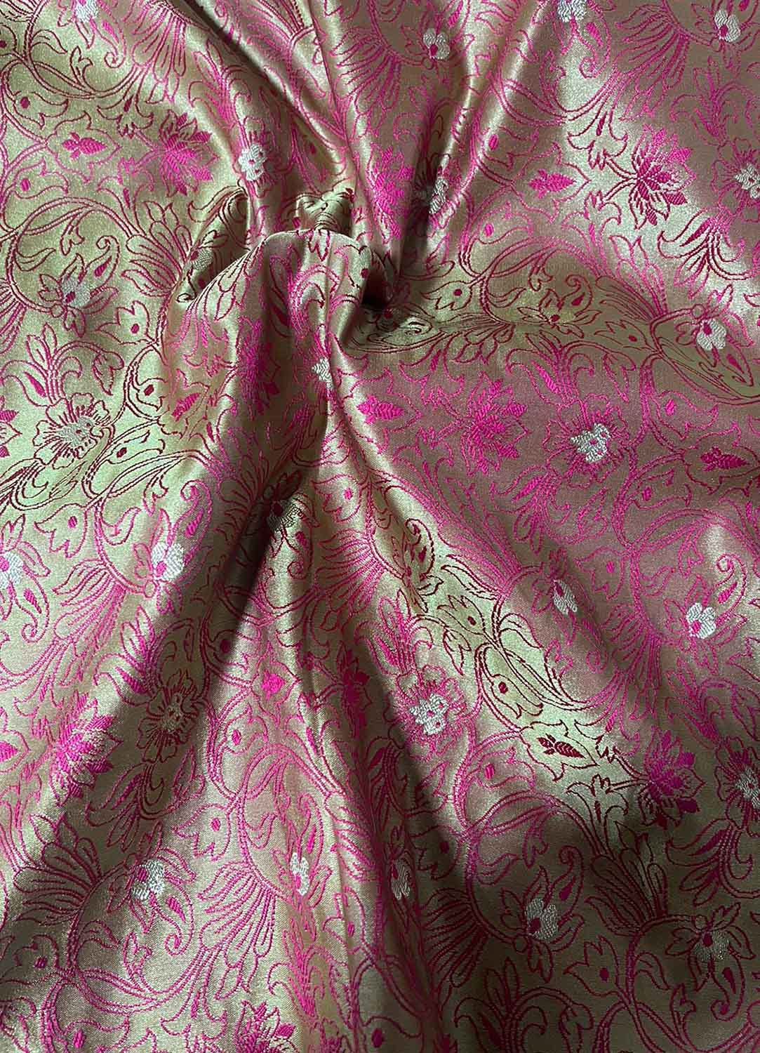 Green Banarasi Tanchui Silk Suit With Purple Banarasi Organza Dupatta - Luxurion World