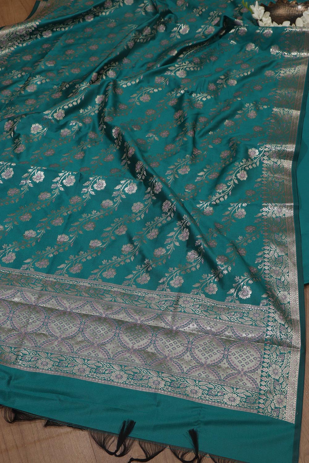 Blue Plain Silk Suit With Greenish Blue Banarasi Silk Meenakari Dupatta - Luxurion World