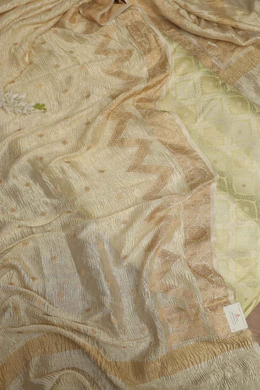 Yellow Banarasi Brocade Silk Suit With Dyeable Banarasi Handloom Pure Chiffon Crushed Booti Design Dupatta - Luxurion World