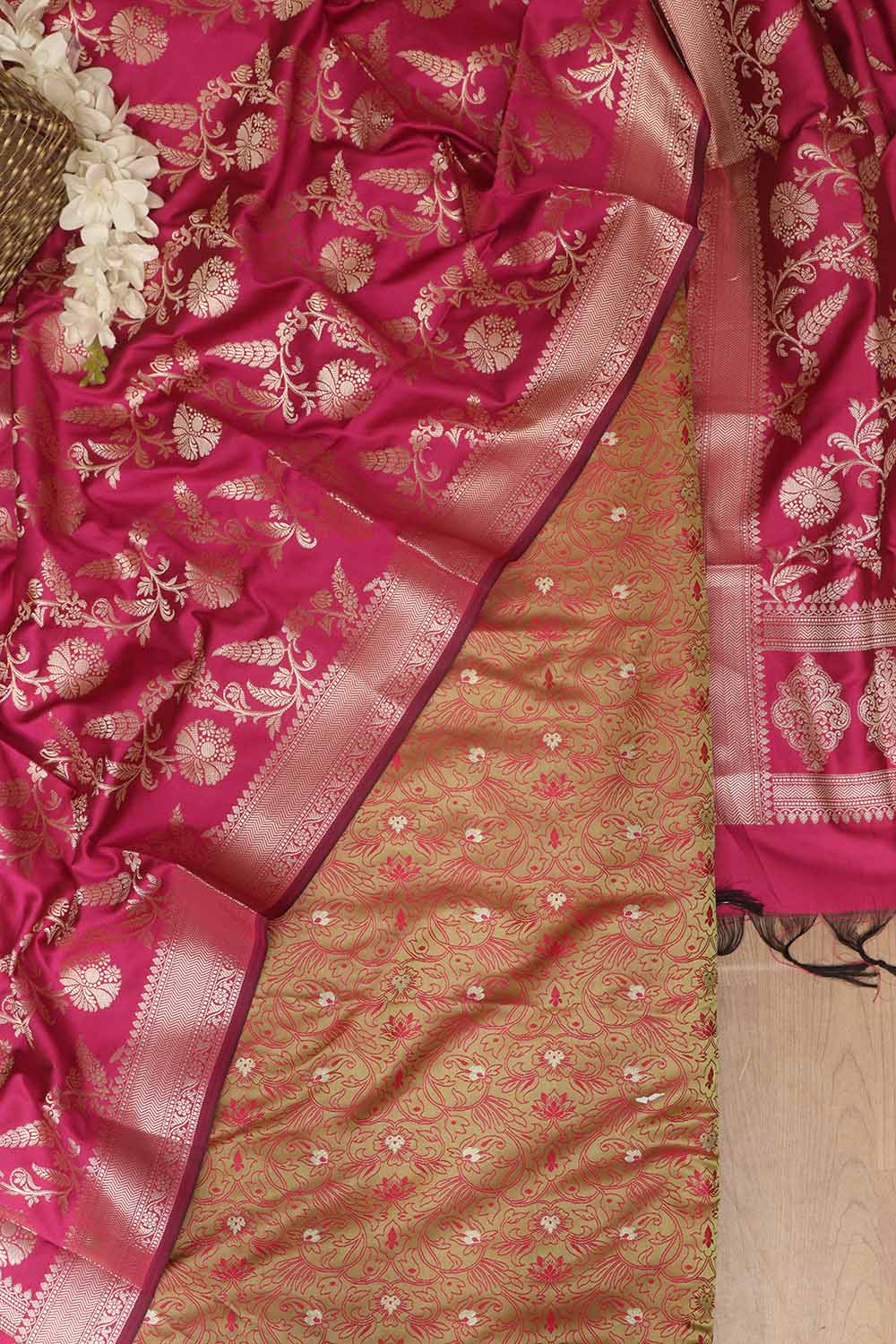 Elegant Green Banarasi Tanchui Silk Suit With Pink Banarasi Silk Dupatta - Luxurion World