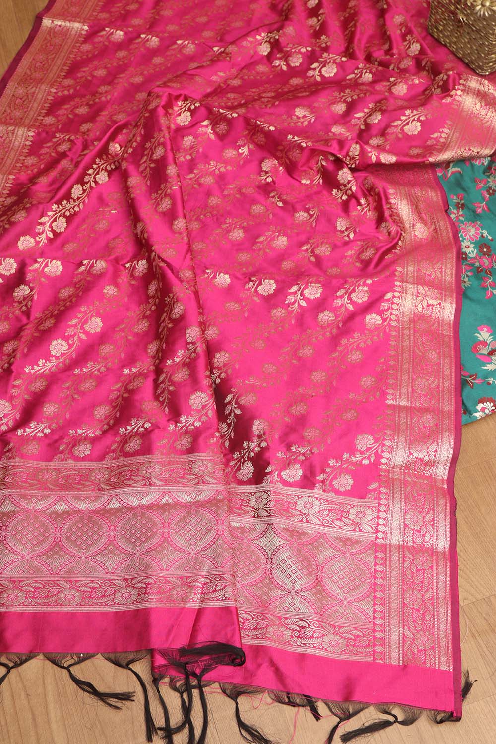 Green Banarasi Silk Meenakari Suit With Pink Banarasi Silk Meenakari Dupatta - Luxurion World