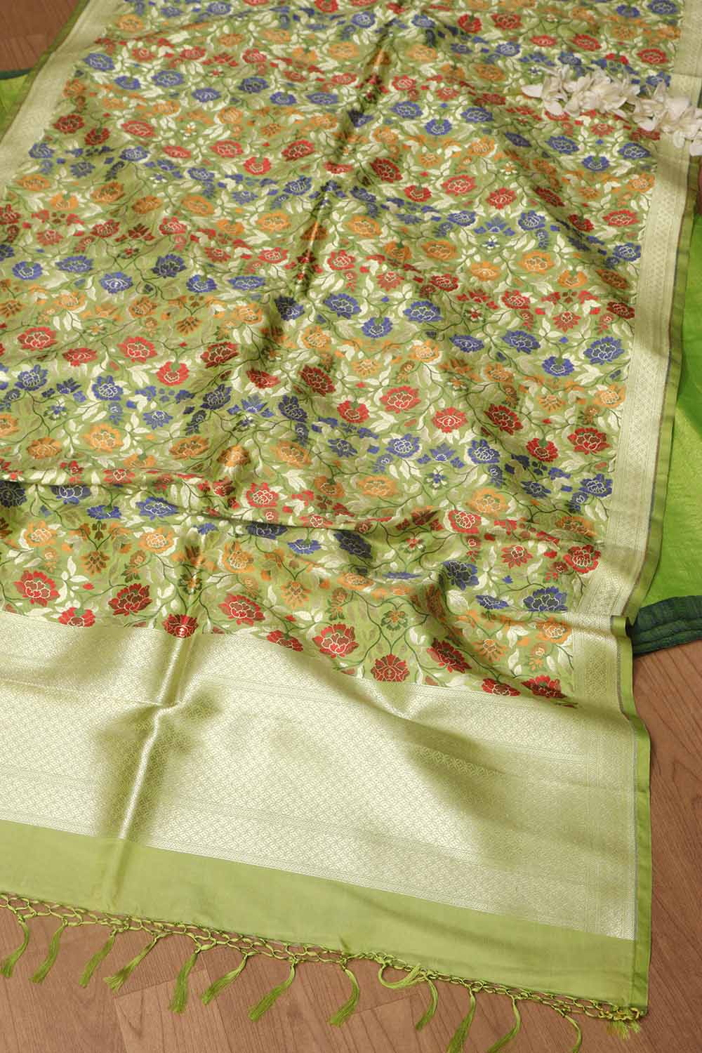 Stunning Green Plain Tissue Cotton Suit With Banarasi Kimkhwab Design Silk Dupatta - Luxurion World