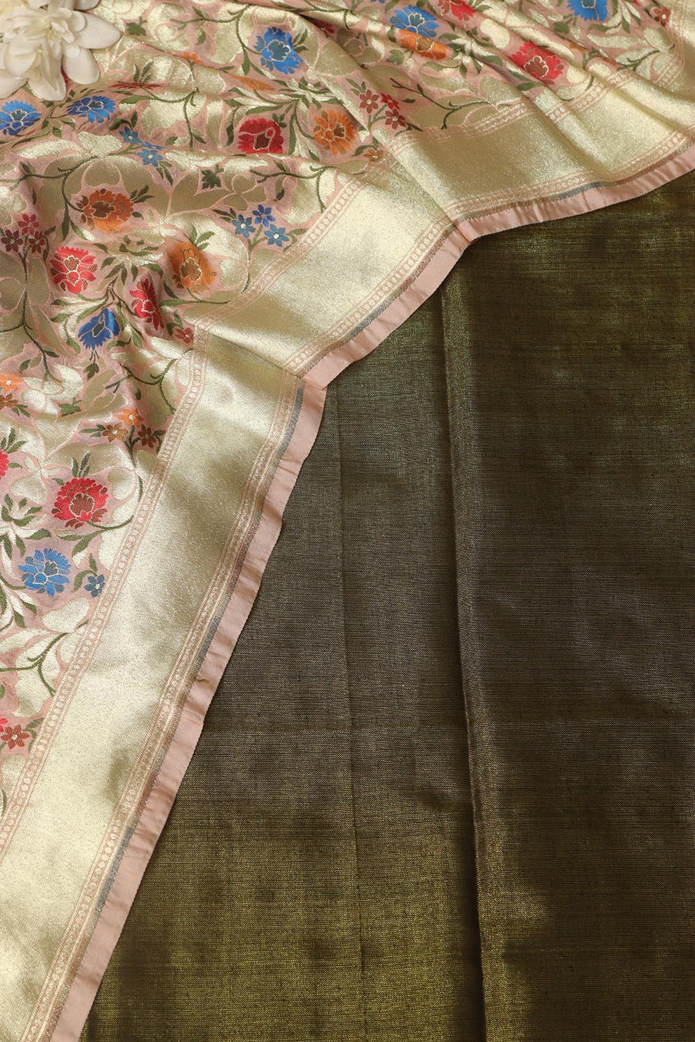 Stunning Green Plain Tissue Cotton Suit With Banarasi Kimkhwab Design Silk Dupatta - Luxurion World