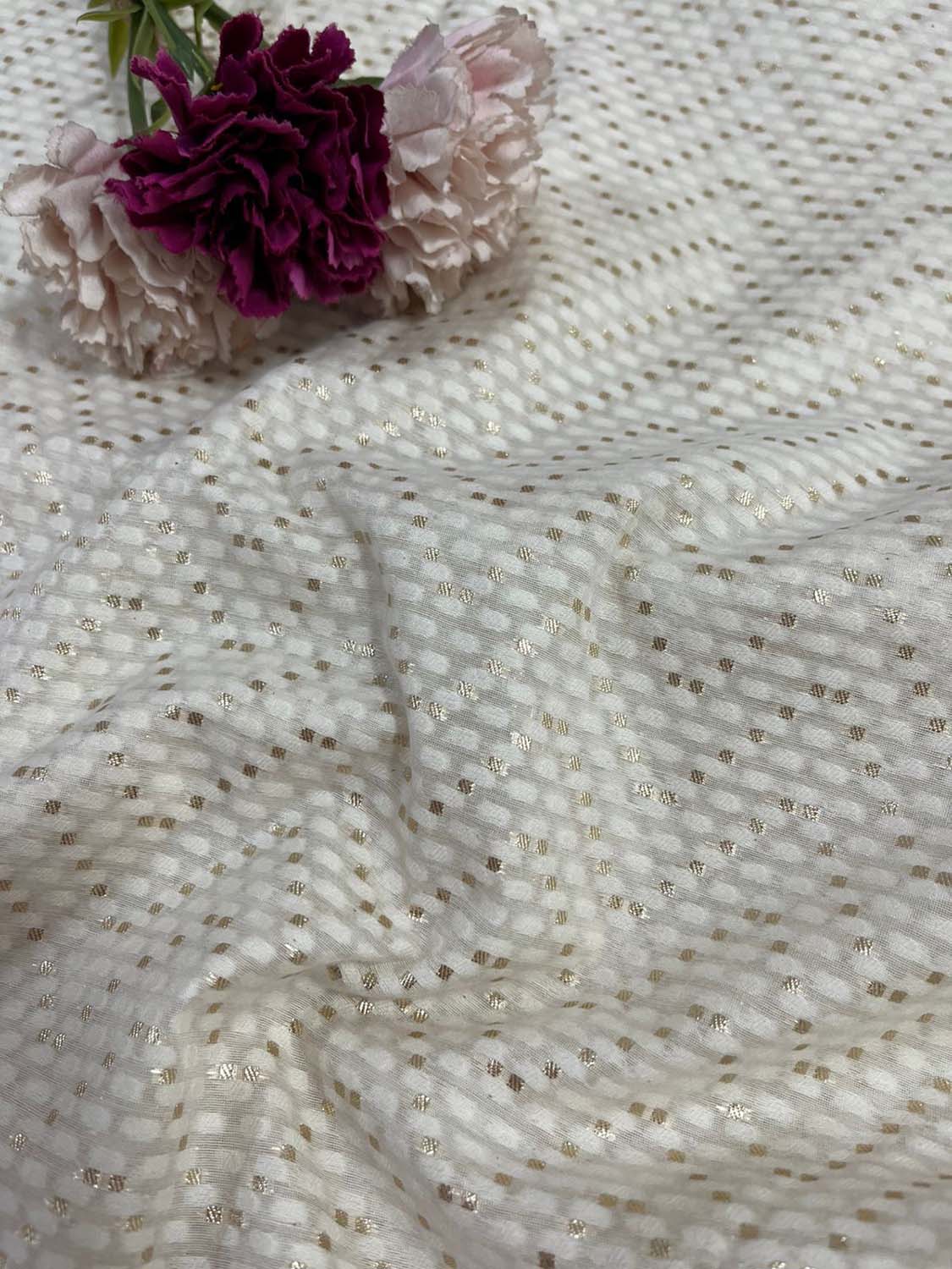 Dyeable Banarasi Cotton Silk Suit With Red Hand Embroidered Kantha Pure Bangalore Silk Dupatta - Luxurion World