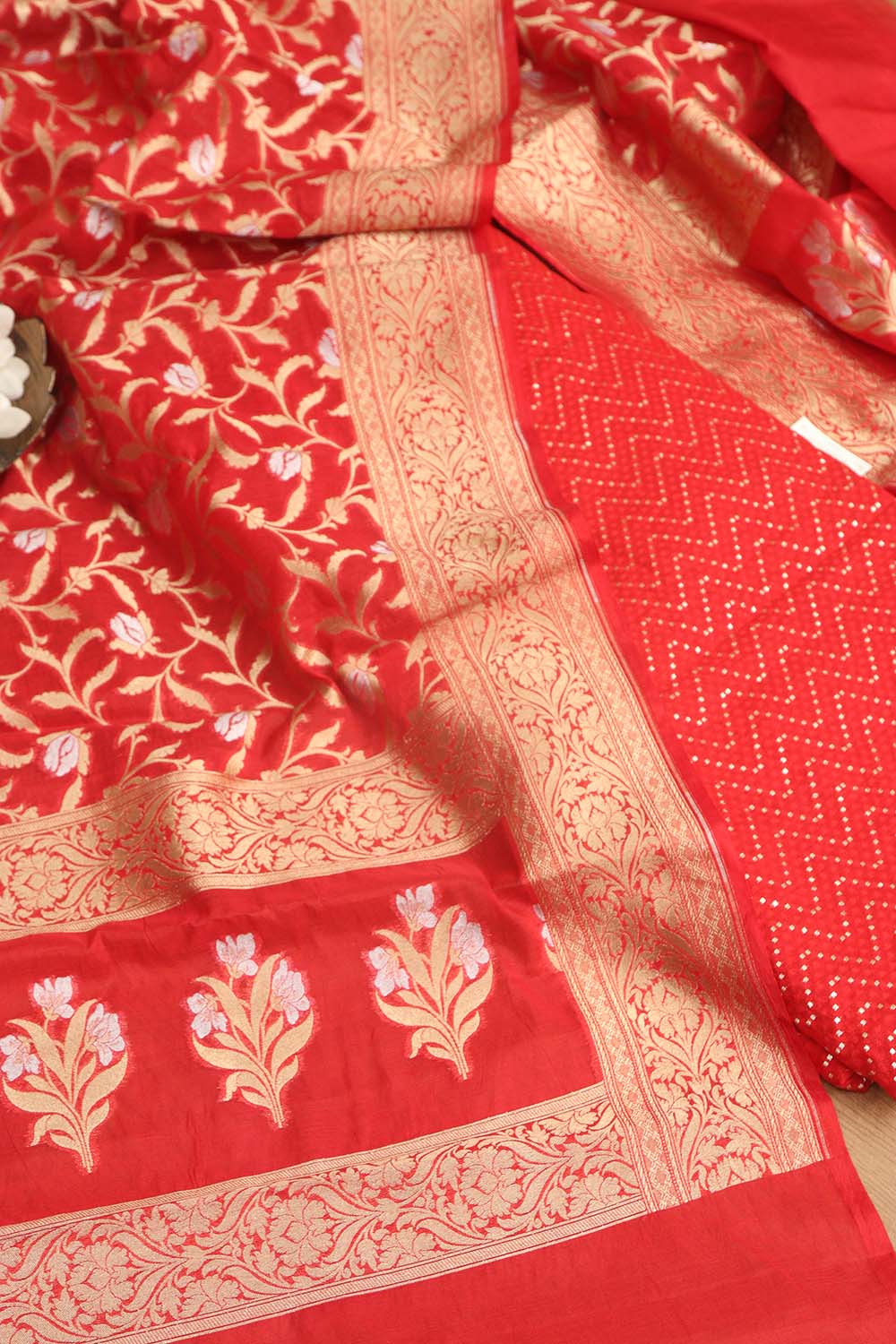 Red Banarasi Cotton Zig Zag Design Suit With Red Banarasi Cotton Silk Dupatta - Luxurion World