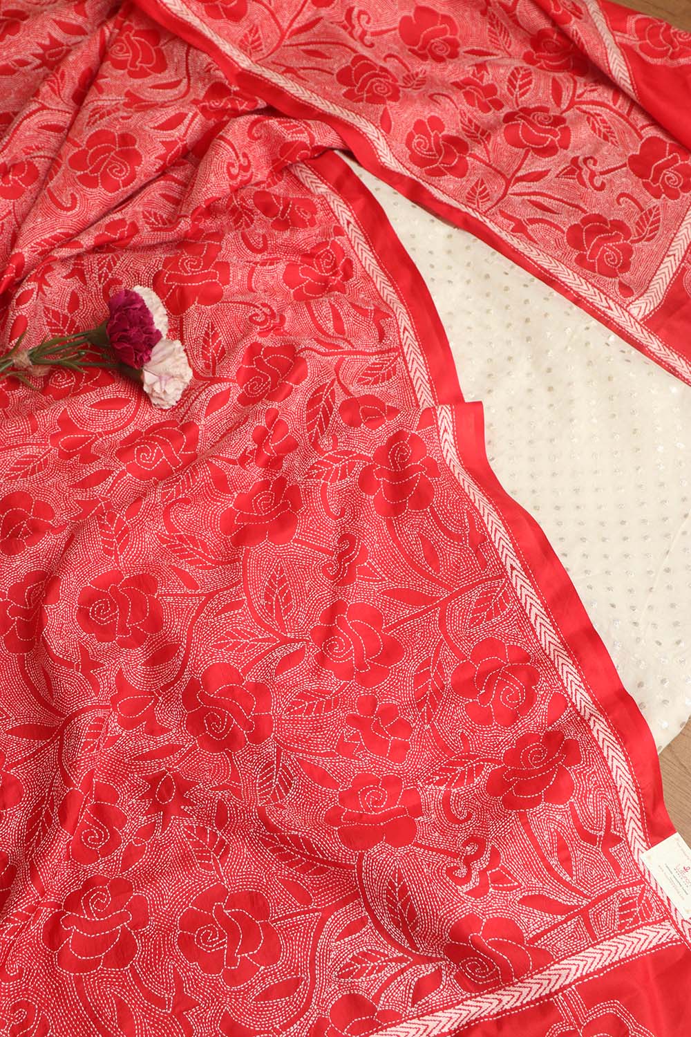 Dyeable Banarasi Chanderi Silk Suit With Red Hand Embroidered Kantha Pure Bangalore Silk Dupatta - Luxurion World