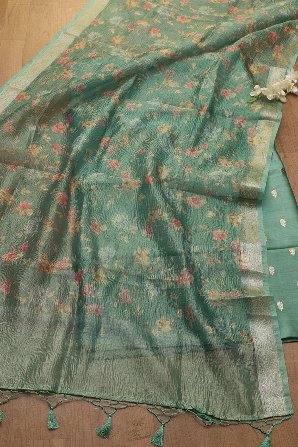 Green Banarasi Handloom Chiniya Silk Suit With Green Digital Printed Crushed Tissue Floral Design Dupatta - Luxurion World