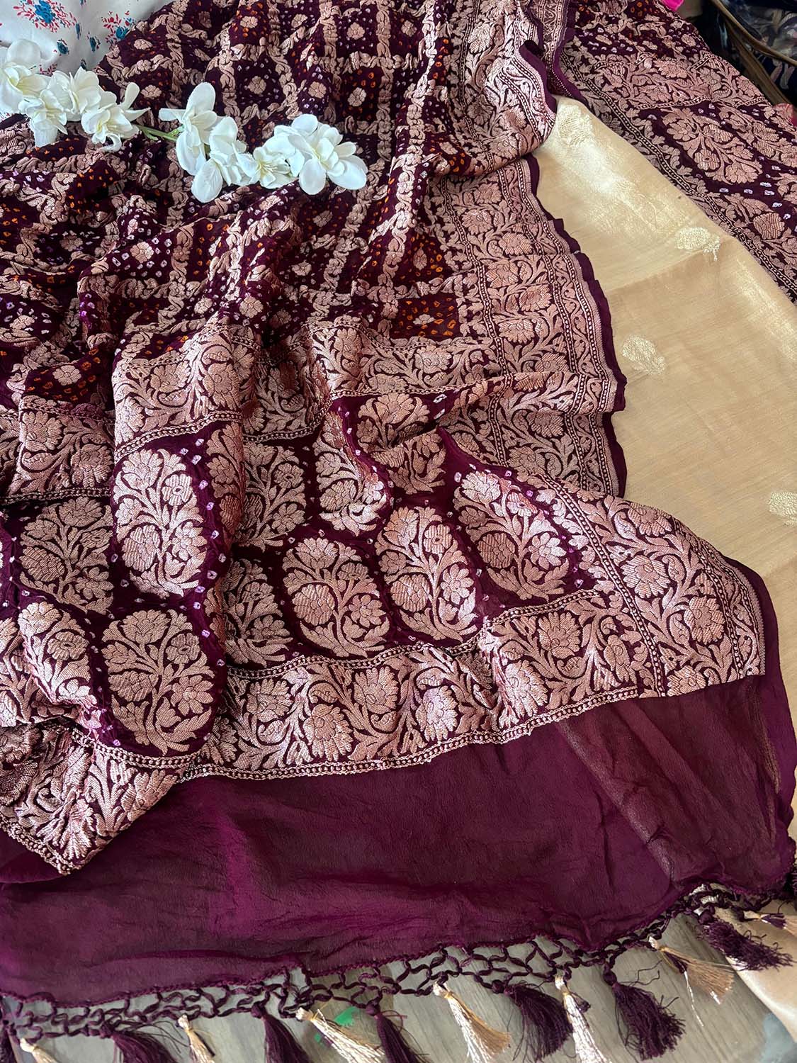 Elegant Pastel Banarasi Handloom Chiniya Silk Suit With Maroon Banarasi Bandhani Pure Georgette Dupatta - Luxurion World