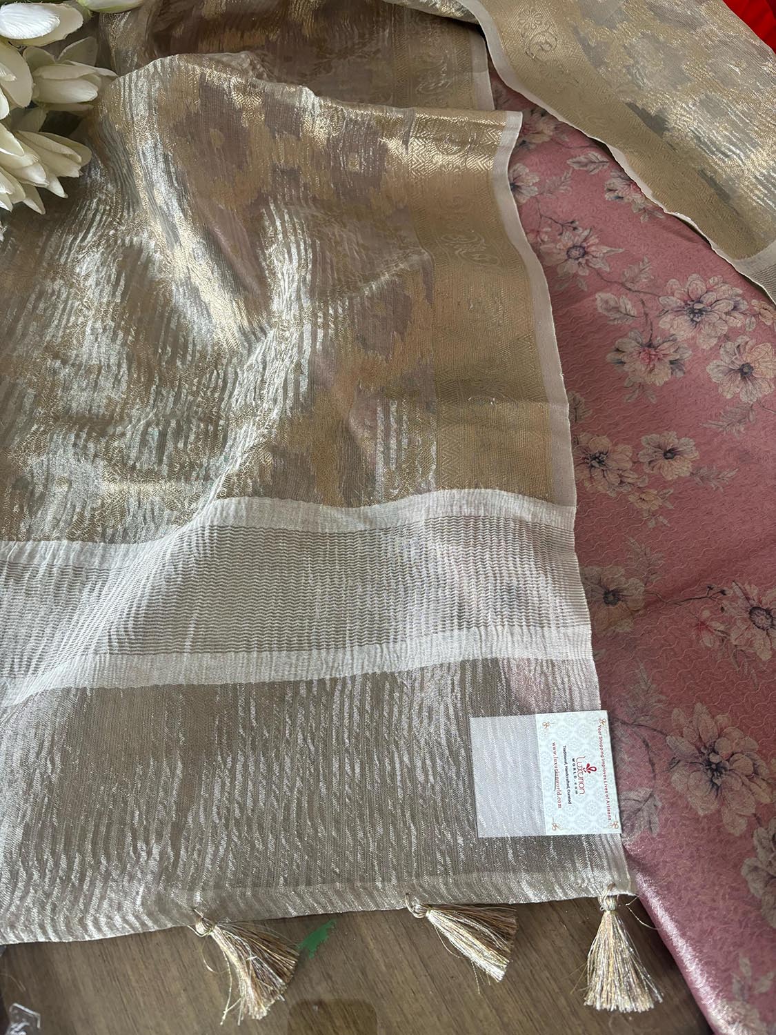 Pretty in Pink: Digital Printed Tissue Organza Suit With Dyeable Banarasi Tissue Silk Flower Design Dupatta - Luxurion World