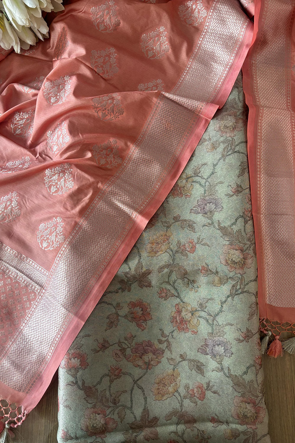 Stunning Green Digital Printed Tissue Organza Suit With Peach Banarasi Silk Dupatta - Luxurion World