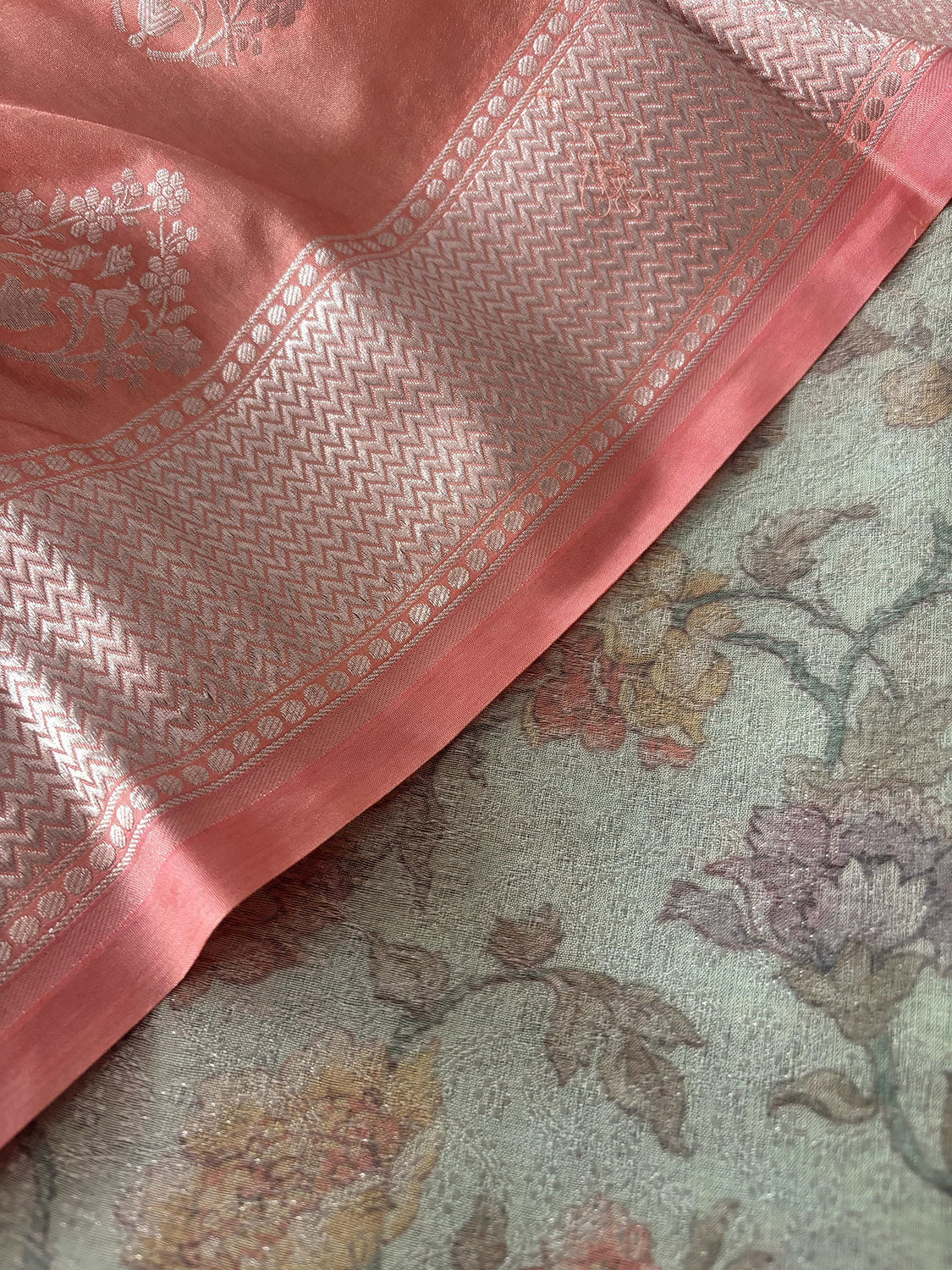 Stunning Green Digital Printed Tissue Organza Suit With Peach Banarasi Silk Dupatta - Luxurion World