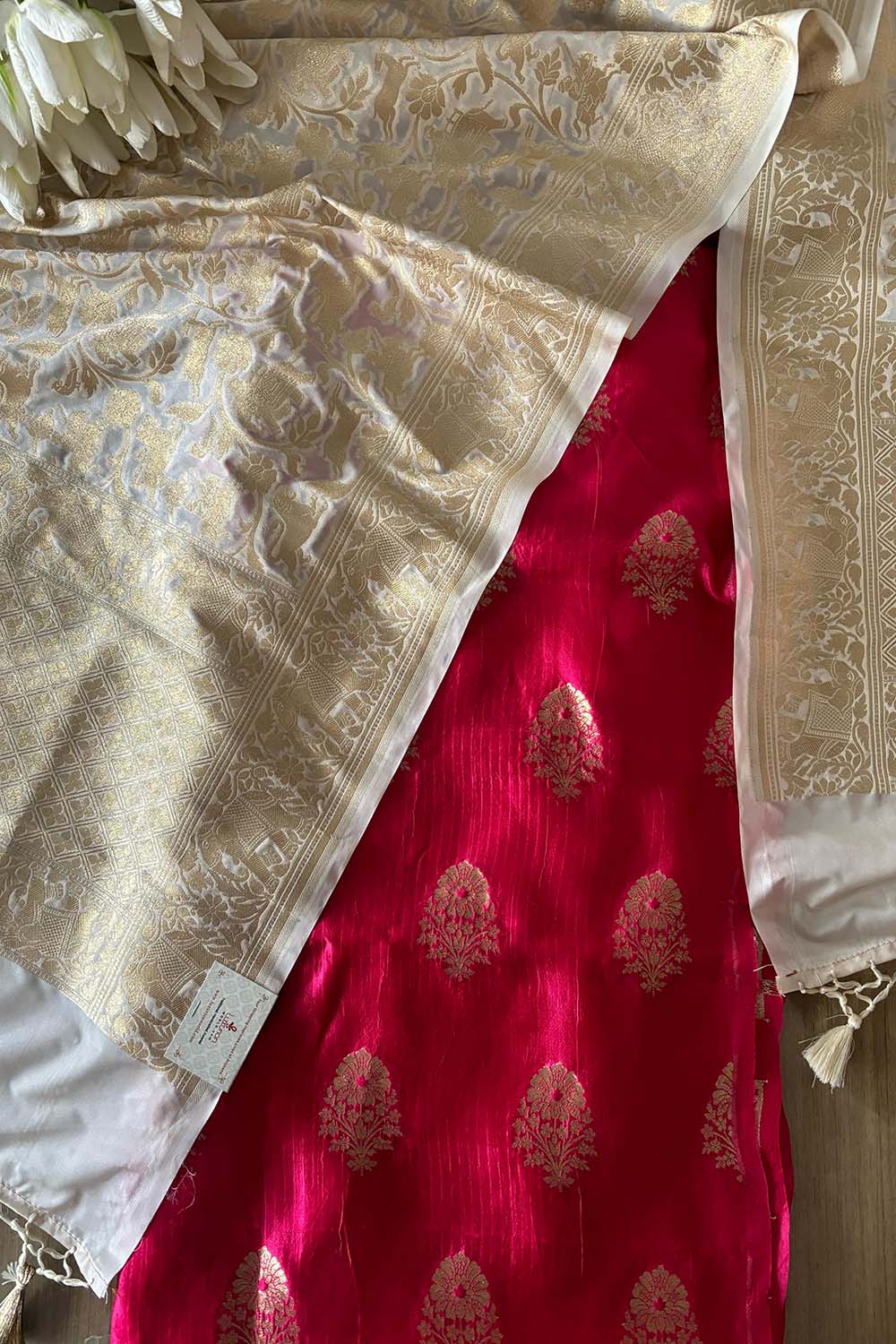 Exquisite Pink Banarasi Handloom Pure Katan Silk Suit With Pastel Banarasi Silk Shikargah Dupatta - Luxurion World