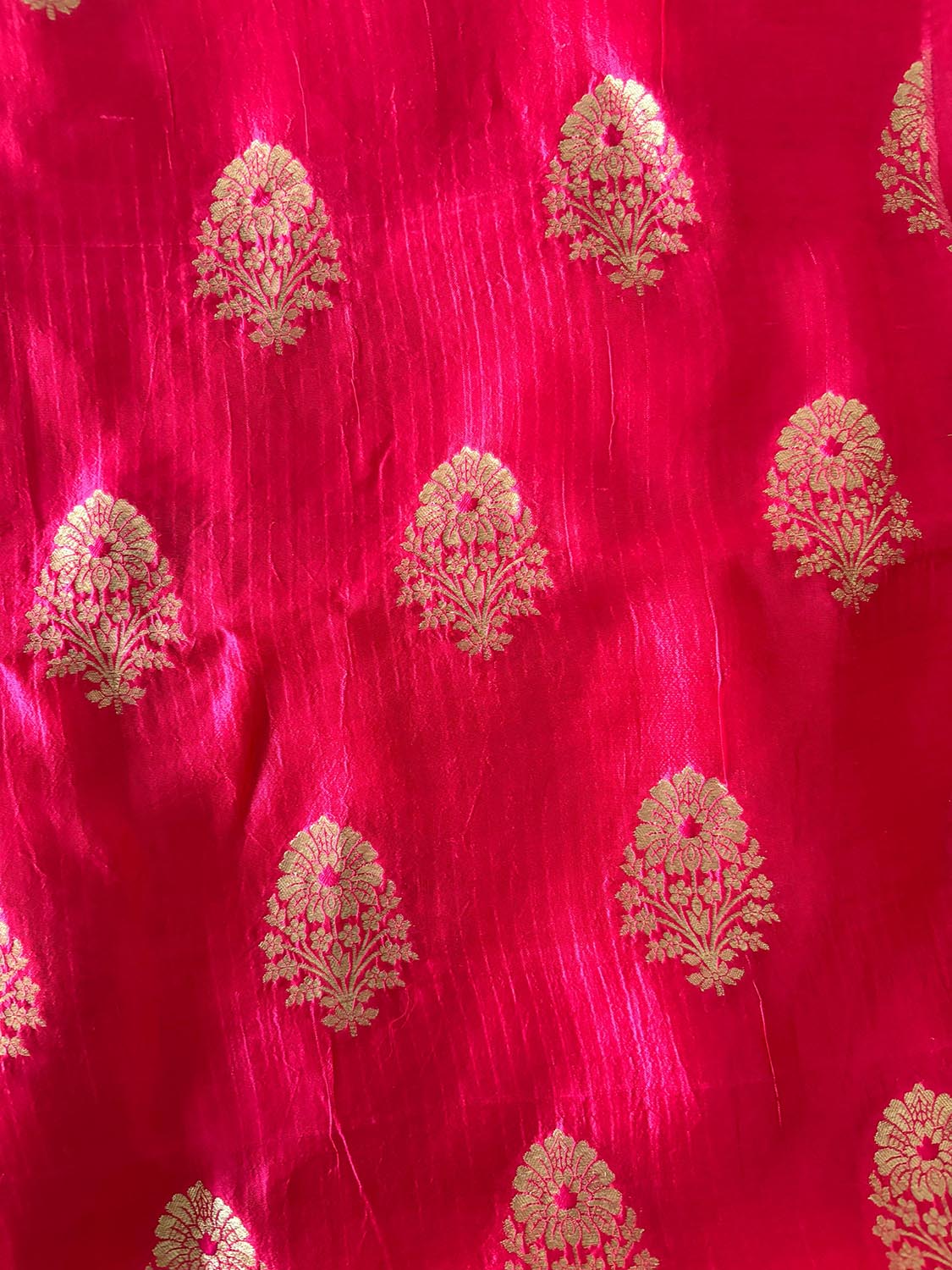 Exquisite Pink Banarasi Handloom Pure Katan Silk Suit With Pastel Banarasi Silk Shikargah Dupatta - Luxurion World